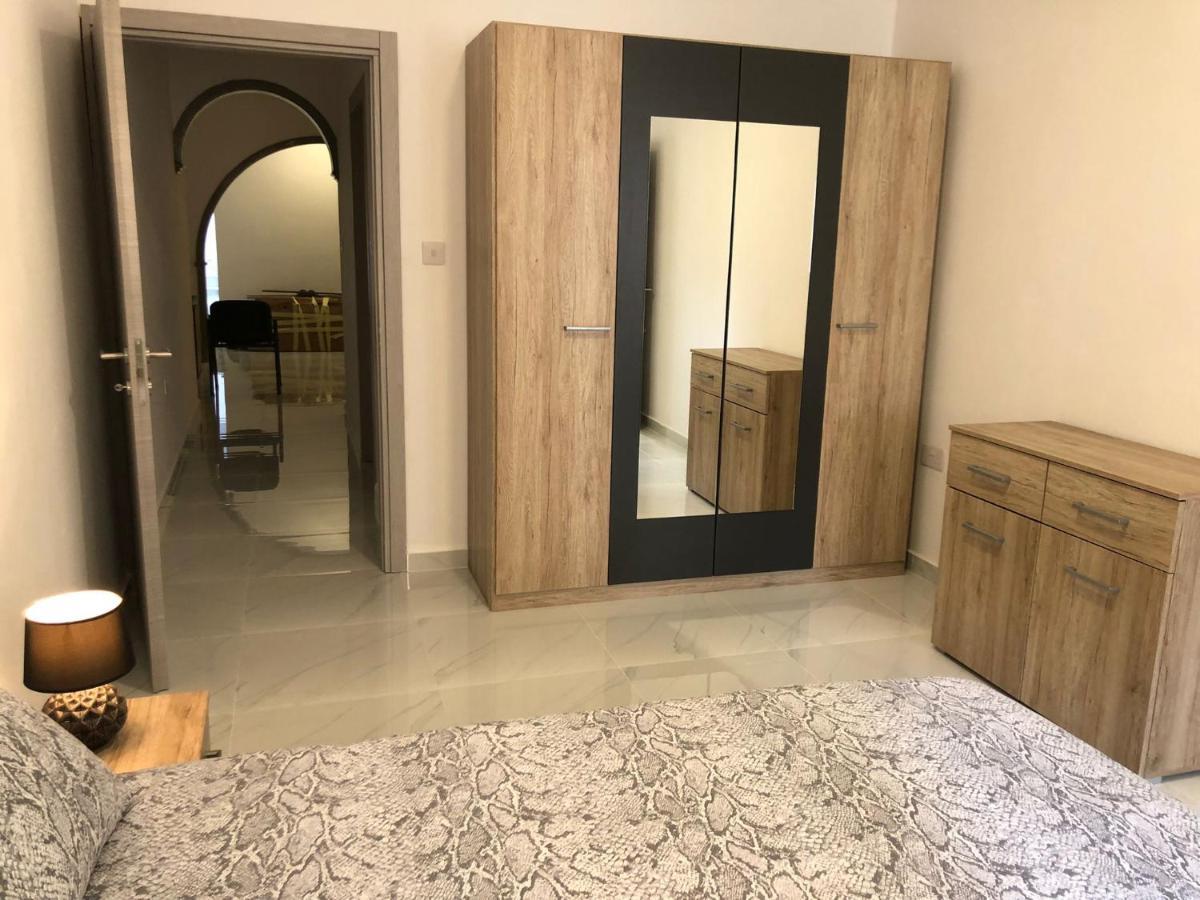 Beautiful Sliema Seaview Apt Εξωτερικό φωτογραφία